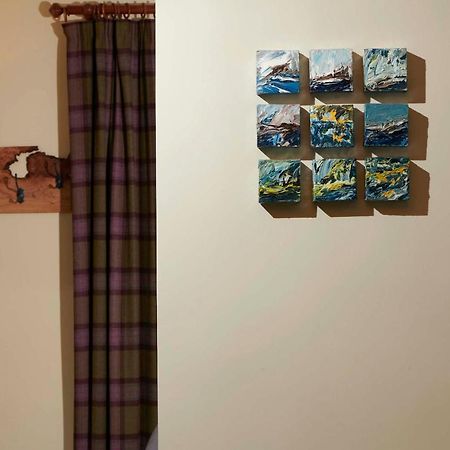 Downright Gabbler Apartment Beauly Exterior foto