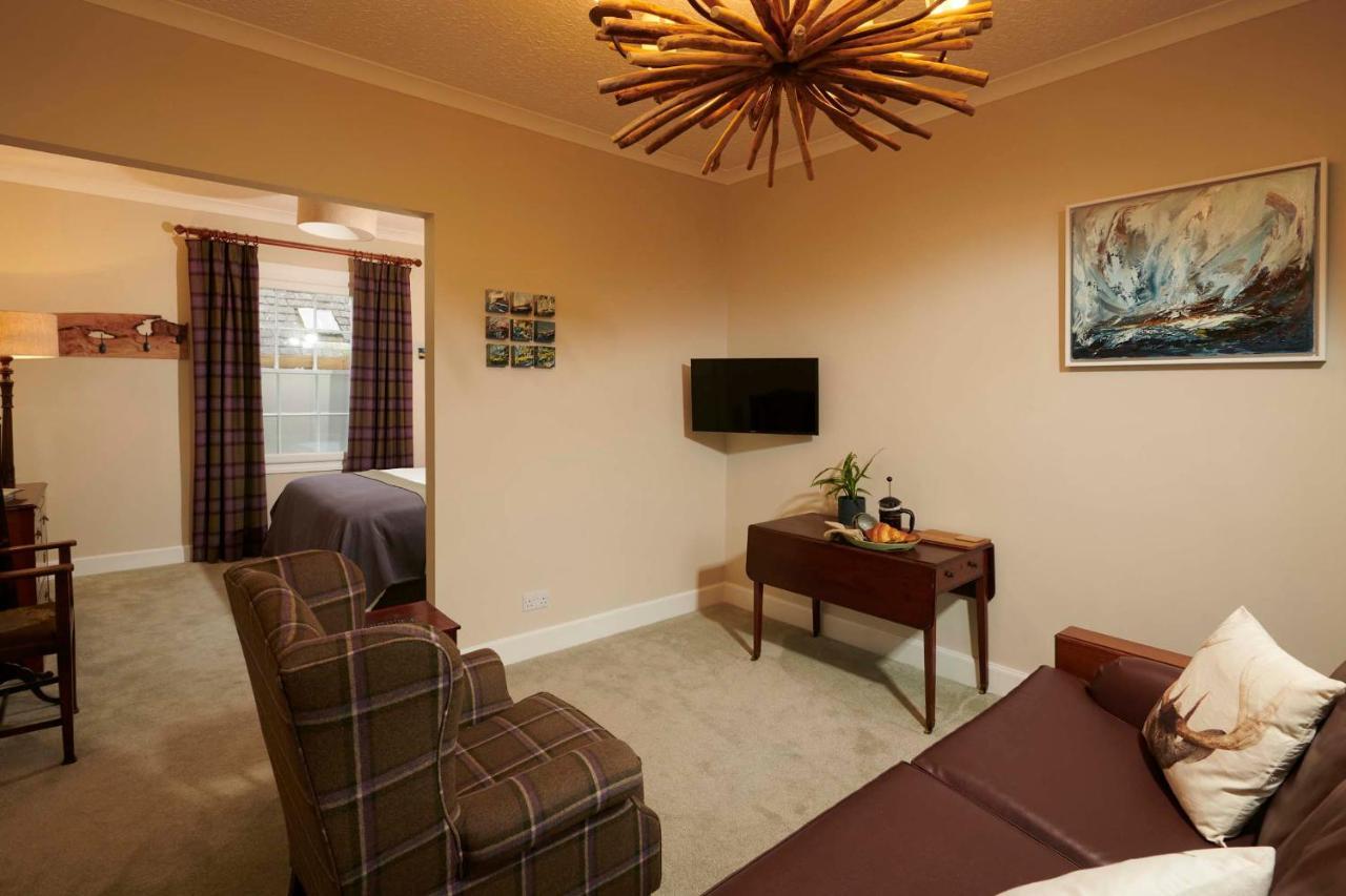 Downright Gabbler Apartment Beauly Exterior foto